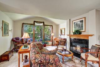 17316 67th Ave, Snohomish, WA 98296-5395