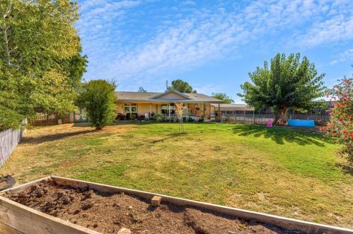 66 Sunnybrook Ln, Oroville CA  95965-8101 exterior