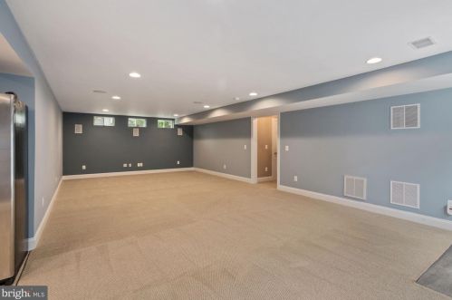 168 Positano Ct, Purcellville VA  20132-5815 exterior