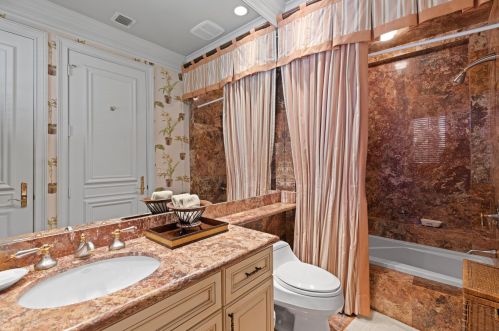 314 Chilean Ave, Palm Beach FL  33480-4697 exterior