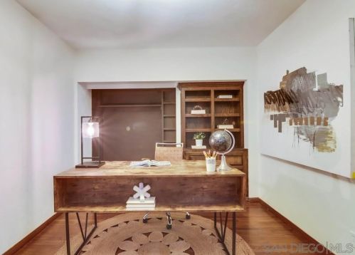 3211 Dumas St, San Diego CA 92106-1317 exterior