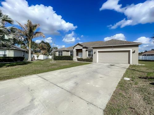 7025 Heatherbrook Dr, Lakeland FL  33809-4623 exterior