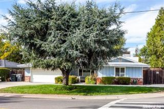 5855 King Rd, Loomis, CA 95650-8762
