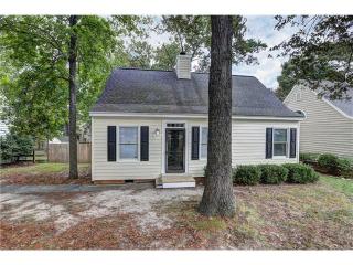 8221 Skirmish Ln, Mechanicsville, VA 23111-4560
