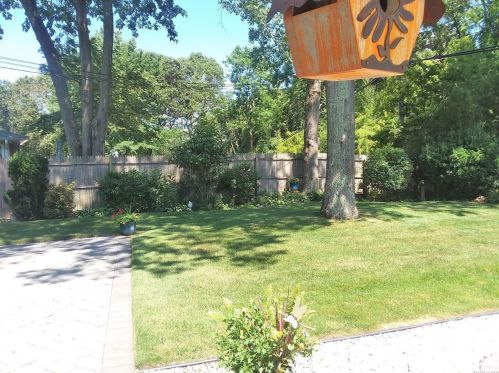 22 Ellen Pl, San Remo NY  11754-3606 exterior