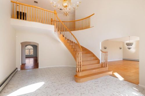 245 Bear Ridge Rd, Pleasantville NY  10570-1801 exterior