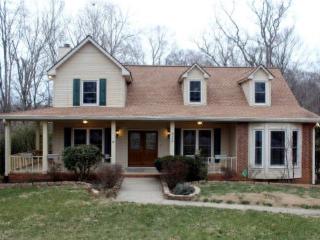 233 Cherokee Trl, Clarksville, TN 37043-4505