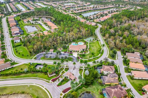 4430 Tamarind Way, Naples FL  34119-9684 exterior
