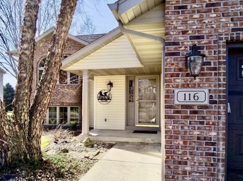116 Pinnacle Dr, Lake Mills, WI 53551-2001