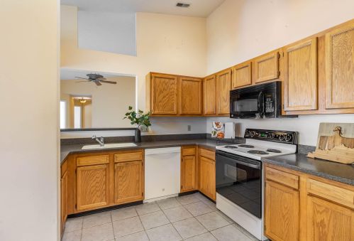 7075 Glen Kerry Ct, Florence, KY 41042-3564