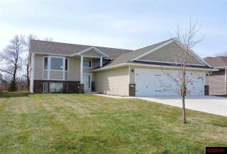 156 Foxfire Dr, Mankato MN  56001-6892 exterior