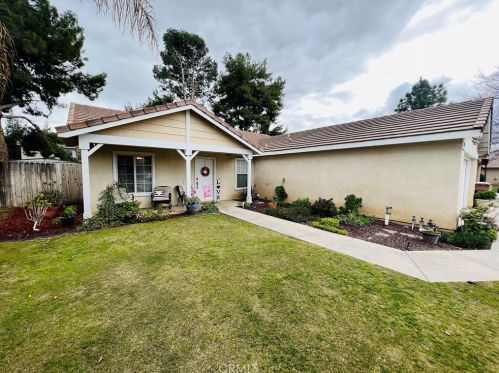 5506 Sierra Caves Ave, Bakersfield, CA 93313-4568