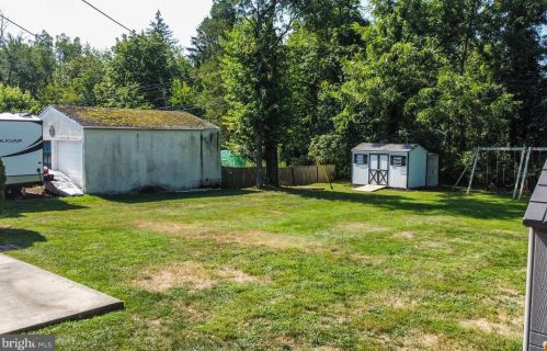 575 Winding Rd, Lansdale PA  19446-3446 exterior