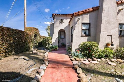 4487 Central Ave, San Diego, CA 92116-3830