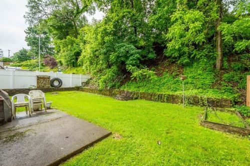 3407 Lockridge Rd, Pittsburgh, PA 15234-2324