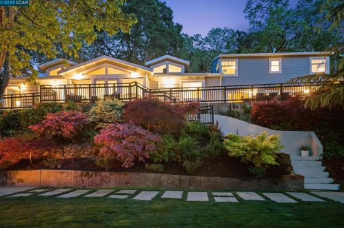 8 Fern Way, Orinda CA  94563-3810 exterior