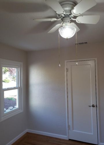 2081 Horne St, San Leandro CA  94578-1465 exterior