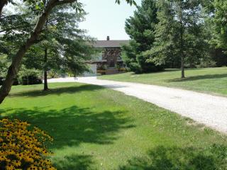 4404 Erhart Rd, Medina, OH 44256-8926