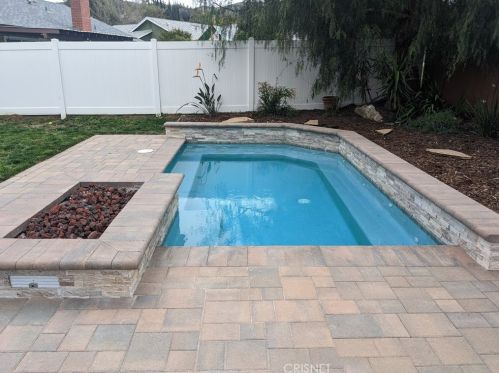 857 Crosby Ave, Simi Valley CA  93065-5012 exterior