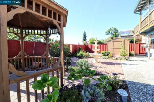 18351 Via Jose, San Lorenzo CA  94580-3063 exterior