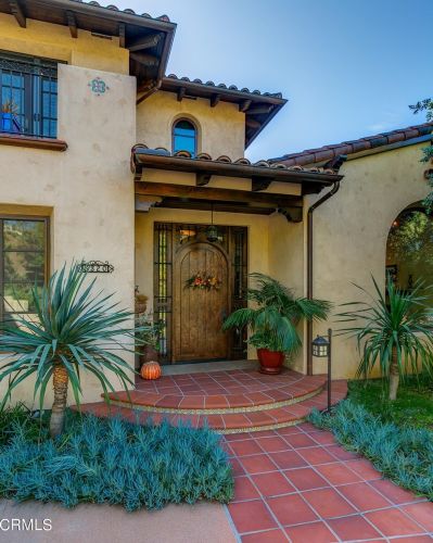 5320 Ivafern Ln, La Canada CA  91011-2811 exterior