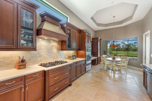 6653 Costa Cir, Naples FL 34113-1703 exterior