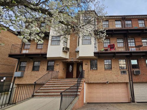 15131 78th St, Jamaica, NY 11414-1712