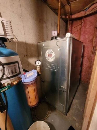 175 Woodville Alton Rd, Richmond RI  02832-2421 exterior