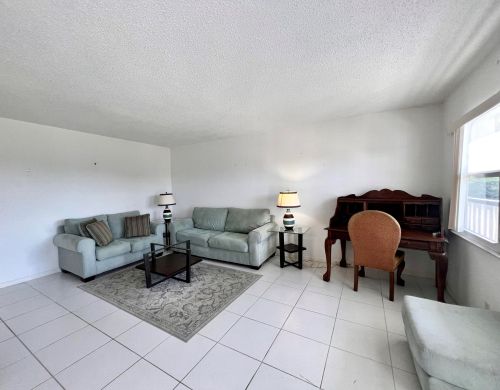 482 Wellington K, West Palm Beach, FL 33417-2516