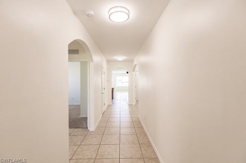 1610 14th Ter, Cape Coral, FL 33991-2327