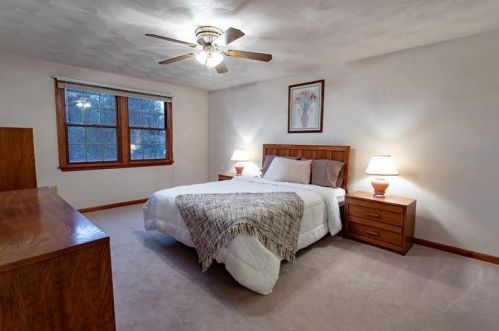 1003 Deveron Ct, Jeannette PA  15644-1056 exterior