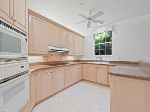 101 Colonade Cir, Naples FL 34103-8705 exterior