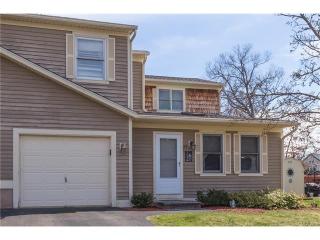 39 Karen Dr, Manchester, CT 06042-2190