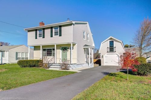 12 Cypress Ave, Tiverton RI  02878-1416 exterior