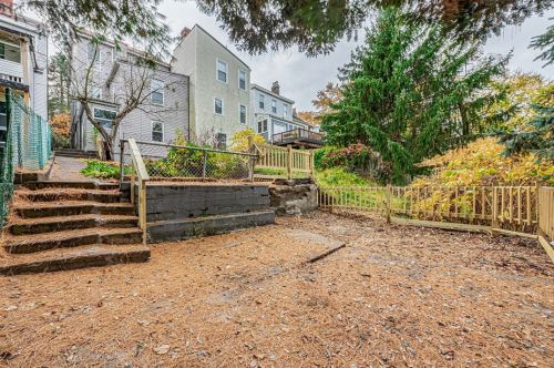 3541 Melwood Ave, Pittsburgh, PA 15213-1037