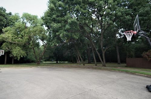 2012 Shumard Ln, Lewisville TX  75028-7621 exterior