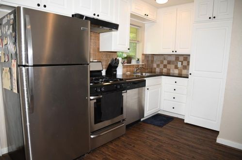 500 White St, Pilot Point, TX 76258-4430
