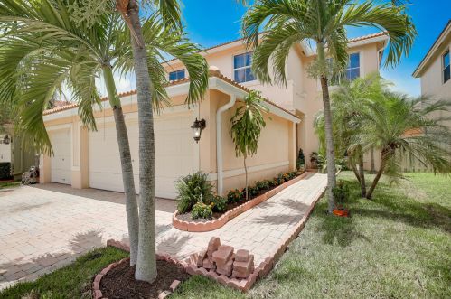 4175 Torres Cir, West Palm Beach, FL 33409-8122
