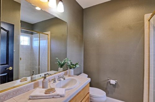 2880 Vista Del Valle, Morgan Hill CA  95037-3952 exterior