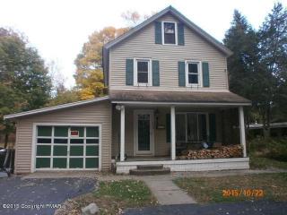 128 Myrtle St, Stroudsburg, PA 18360-1035