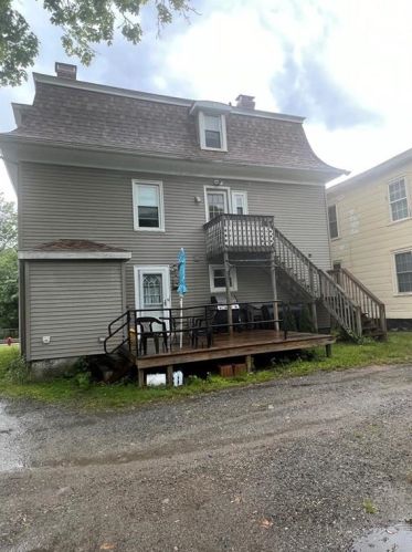 543 Washington St, Coventry, RI 02816-5471