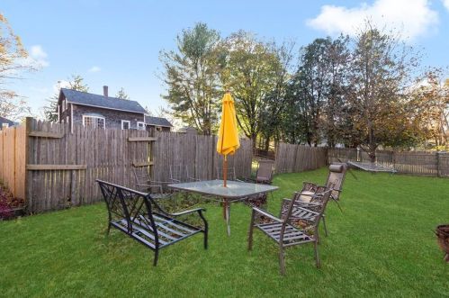 73 Tanner Ave, Warwick RI  02886-4510 exterior