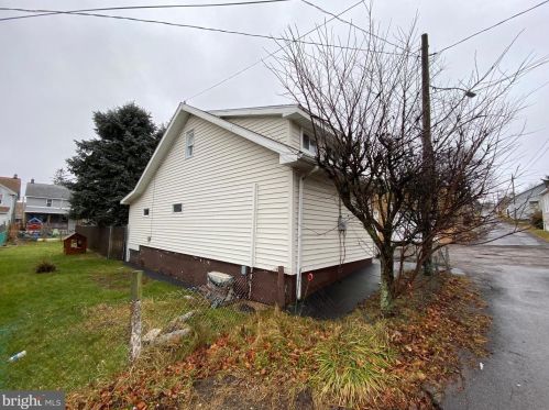 539 Freemont Ct, Hazle Township, PA 18201-4672