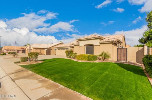 3546 Longhorn Dr, Gilbert, AZ 85297-7755