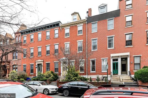 1529 Green St, Philadelphia PA  19130-4046 exterior