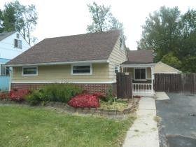 2132 Lehner Rd, Columbus, OH 43224-2328