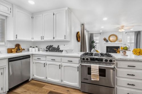 1211 Sonoma Ave, Modesto CA  95355-3920 exterior