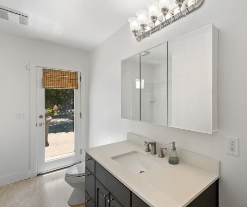 18931 Fernbrook Ct, Saratoga CA  95070-3424 exterior