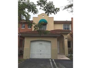 7245 173rd Dr, Hialeah, FL 33015-8403
