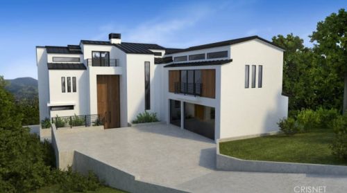 16838 Oak View Dr, Van Nuys, CA 91436-3240